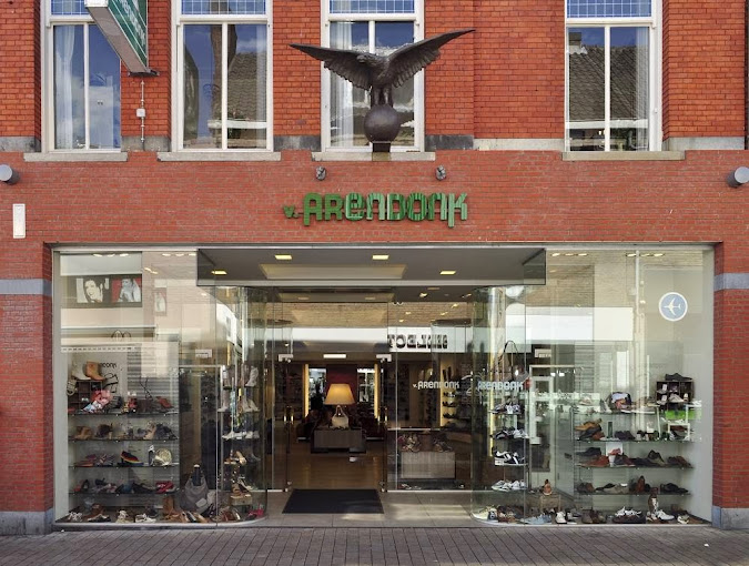 Damesschoenen en -kleding bestel je eenvoudig bij Van Arendonk